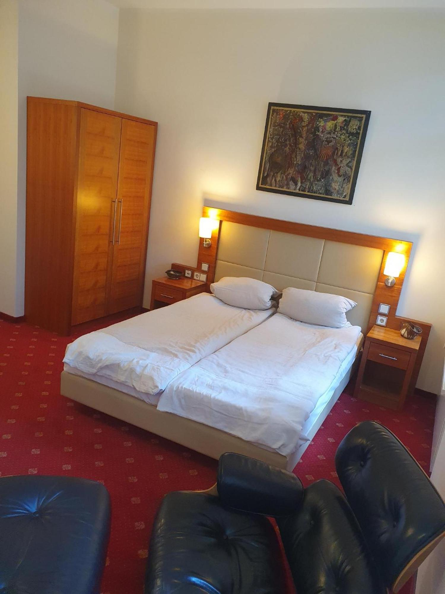 Die Villa, Zimmer 17, Dz Leverkusen Extérieur photo