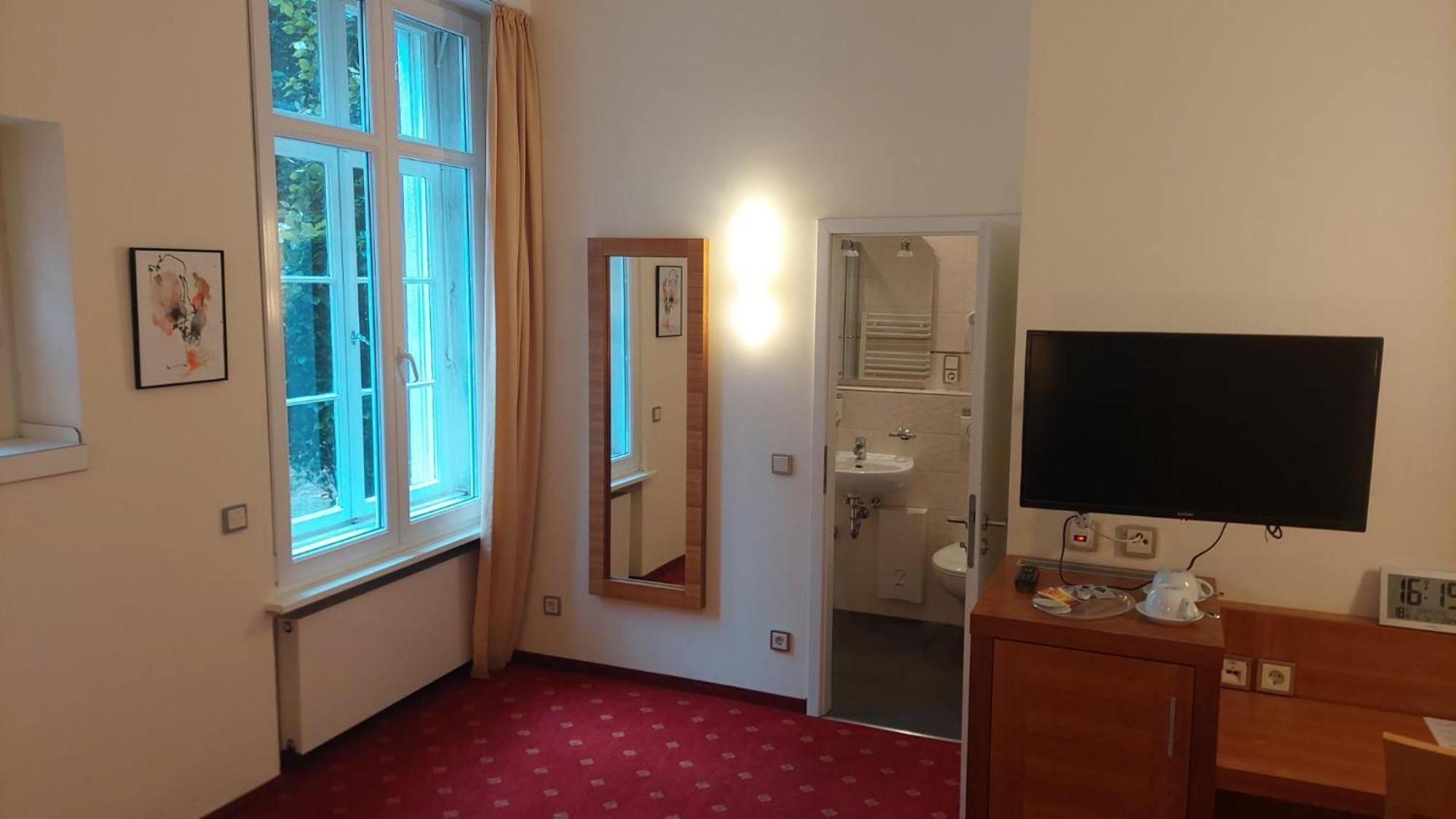 Die Villa, Zimmer 17, Dz Leverkusen Extérieur photo